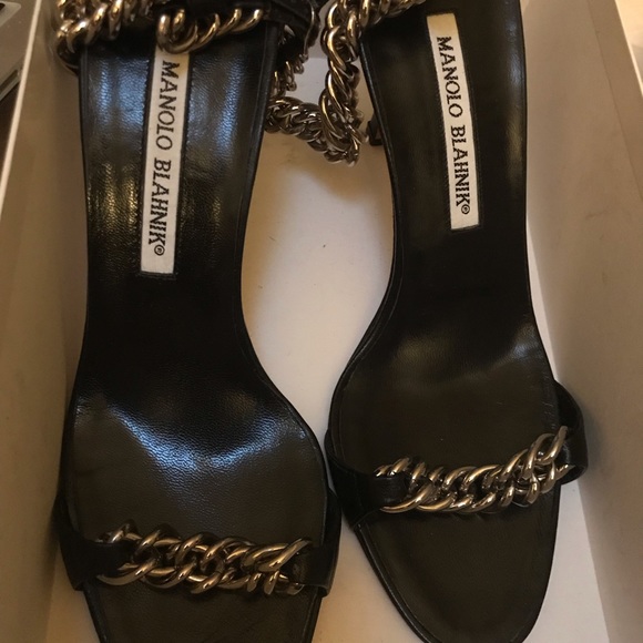 Manolo Blahnik Heels w/ Chain Straps 36.5 Mint! - Picture 2 of 4